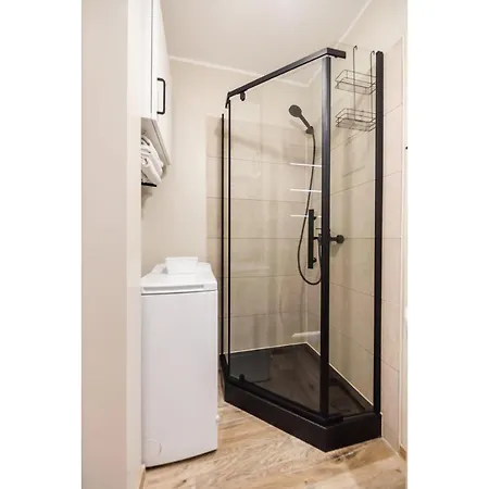 Royal Route Marvelous By Bookinghost * Varsovia